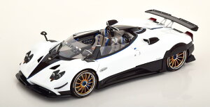 LCD-MODEL 1/18 pK[j ]_ HP oPb^ 2017 zCgJ[{ JLCD Models 1:18 Pagani Zonda HP Barchetta 2017 white carbon