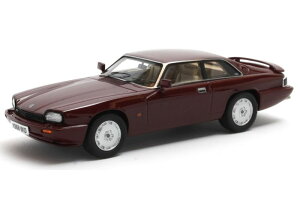 �}�g���b�N�X 1/43 �W���K�[ XJR-s 1991-1993 ���b�h���^���b�N 100�����Matrix 1:43 Jaguar XJR-s year 1991-1993 red metallic Limitation 100 pcs