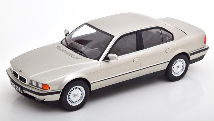 KK-SCALE 1/18 BMW 740i E38 1シリーズ 1994 シルバー 500台限定KK-Scale 1:18 BMW 740i E38 1.Serie 1994 silber Limited Edition 500 pcs.：Reowide モデルカー カタログ SHOP