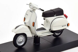 Altaya 1/18 sAWI xXp P200E 1978 zCg uX^[Altaya 1:18 Piaggio Vespa P200E 1978 white in blister