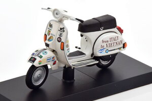 Altaya 1/18 sAWI xXp PX 125E Ch C^A xgi 1992 zCg uX^[Altaya 1:18 Piaggio Vespa PX 125E - Raid Italy to Vietnam 1992 white in blister