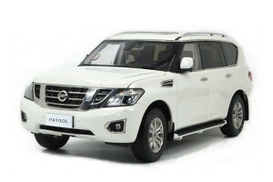 Paudi 1/18 Y pg[ V5.6 Y62 2018 zCg JPaudi 1:18 Nissan Patrol V5.6 Y62 2018 White