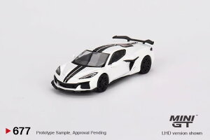 �~�jGT 1/64 �V�{���[ �R���x�b�g C8 Z06 2022 �z���C�g �u���b�N ���n���h��MINI GT 1:64 Chevrolet Corvette C8 Z06 2022 white black LHD