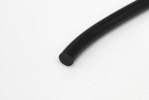 フッ素ゴム丸紐【黒】2mm×2m(φ2×2m)FPMゴム丸ヒモ さまざまな用途に使えるひも状のゴムです。耐熱性、耐薬品性、耐溶剤性、耐油性に優れたゴム