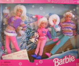 【中古】【未使用・未開封品】Winter Holiday BARBIE Gift Set - Sledding Fun w Barbie, Koko, Stacie, Kelly & Skipper Dolls & Dog (1995)