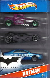 【中古】【未使用・未開封品】Hot Wheels Batman 3 Pack Cars (Includes Bone Shaker Special The Joker Edition, the Dark Knight Batmobile, and Ford