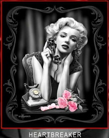 【中古】【未使用・未開封品】DGA Marilyn Monroe Plush Blanket, Heart Breaker, Queen by DGA