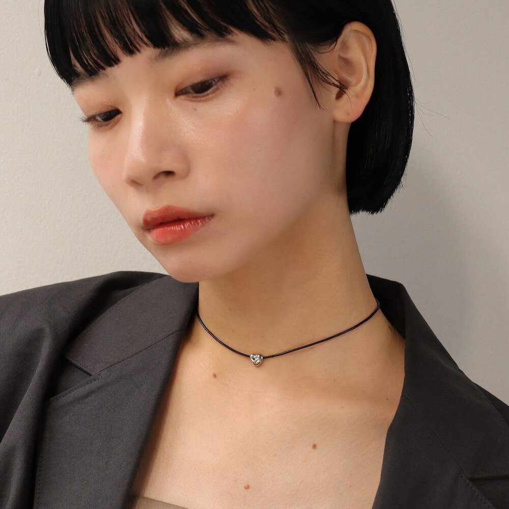 【最大35%OFFクーポン配布中】N249 ネックレス チョーカー サージカルステンレス 金属アレルギー対応 ハート 高級感 レザー ブラック 黒 おしゃれ レディース 女性 ギフト プレゼント デイリー 人気 個性 調節可能 付けっぱなし 錆びない - メイン画像 3