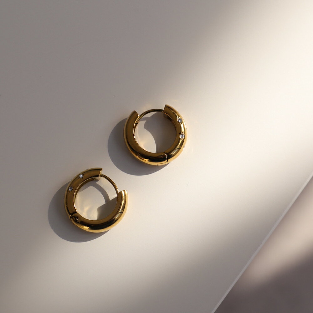 【10%OFFクーポン配布中】P249 ピアス キャッチレス 金属アレルギー対応 フープ フープピアス キラキラ 星 スター 八芒星 ぷっくり おしゃれ ギフト プレゼント シンプル カジュアル パーティー つけっぱなし - メイン画像 15