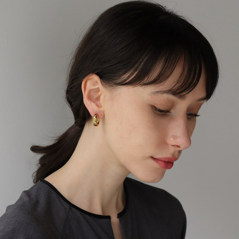 【10%OFFクーポン配布中】P249 ピアス キャッチレス 金属アレルギー対応 フープ フープピアス キラキラ 星 スター 八芒星 ぷっくり おしゃれ ギフト プレゼント シンプル カジュアル パーティー つけっぱなし - メイン画像 4