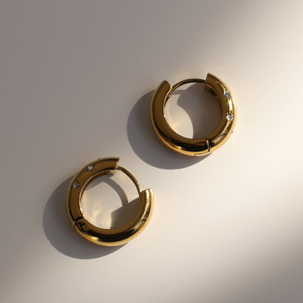 【10%OFFクーポン配布中】P249 ピアス キャッチレス 金属アレルギー対応 フープ フープピアス キラキラ 星 スター 八芒星 ぷっくり おしゃれ ギフト プレゼント シンプル カジュアル パーティー つけっぱなし - メイン画像 6