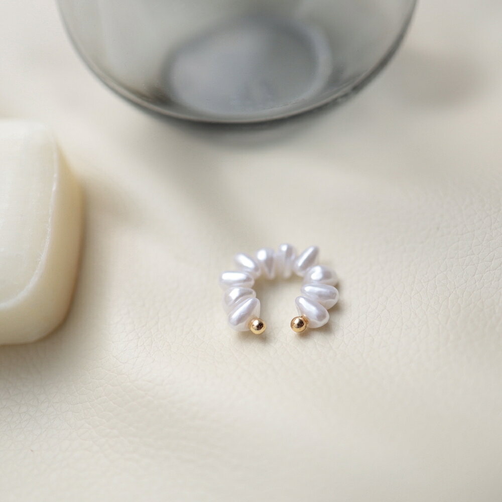 【8/10 24時間限定★50%OFFクーポン】C081 イヤーカフ パール 結婚式 イヤリング イヤカフ イヤーカフス ゴールド 片耳 オケージョン 結婚式 二次会 パーティ 入学式 フリーサイズ バリュー ジュエリー ajiro 6yf - メイン画像 6