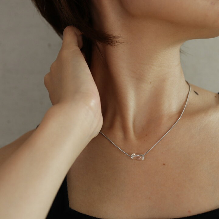 楽天市場 N161 ステンレス 水晶 ネックレス シンプル スネーク チェーン カジュアル シルバー おしゃれ レディース 女性 ギフト プレゼント デイリー 金アレ ジュエリー Ajiro Ak Ajiro アクセサリー