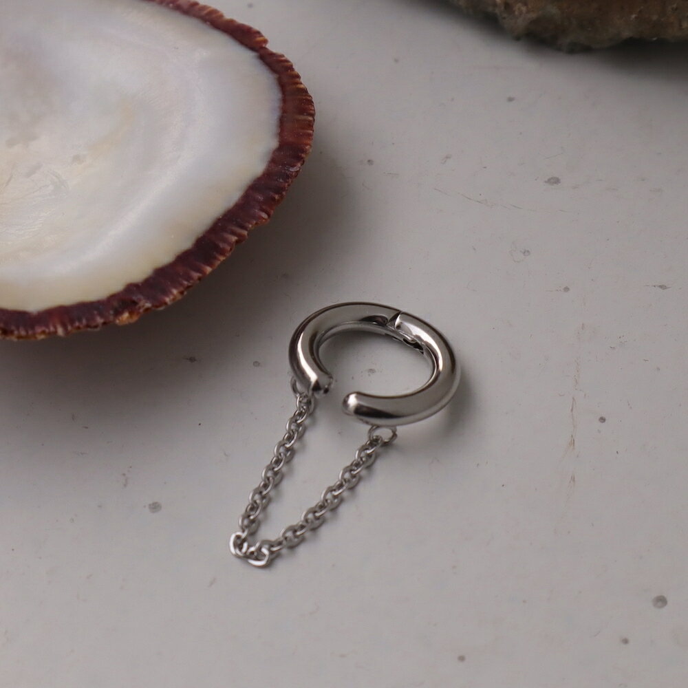 【10%OFFクーポン配布中】C008 イヤーカフ サージカルステンレス ジョイントイヤーカフ 金属アレルギー対応 チェーン ゴールド シルバー 調節可能 シンプル おしゃれ イヤカフ イヤーカフス ギフト プレゼント レディース メンズライク accessory 6wy 6ef - メイン画像 6