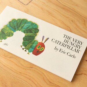 M Eric Carle GbNEJ[ [ THE VERY HUNGRY CATERPILLAR / ͂؂ނ ] cozyca products \  莆 Xe[Vi[  v[g