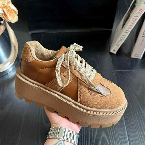 �X�j�[�J�[ ���f�B�[�X ���� �g���A�b�v ��g�� �W���[�}���g���[�i�[�� ���E���h�g�D �؂�ւ� ���K �ʋC�� �ۉ� �ϖ��� �J�W���A�� ���i�g�� KPOP�� �u���b�N �u���E�� �q���E��