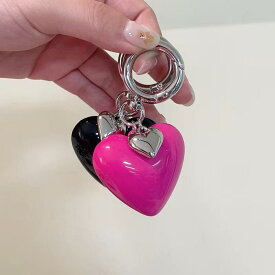 キーホルダー レディース キーリング バッグチャーム ハート 樹脂 韓国風 かわいい 車の鍵 ローズレッド ブラック 鍵 チャーム アクセサリー おしゃれ