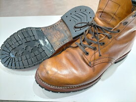 【vibram 2333ソール700ヒール交換】REDWING BECKMAN レッドウイング ベックマン ハーフソールとヒールを交換修理 靴修理 ブーツ修理 加水分解 納期早い 自分で 修理 できない方