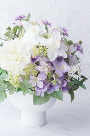 ホワイトダリア×紫陽花 ラウンドベース（造花）【フレグランスオプションあり】