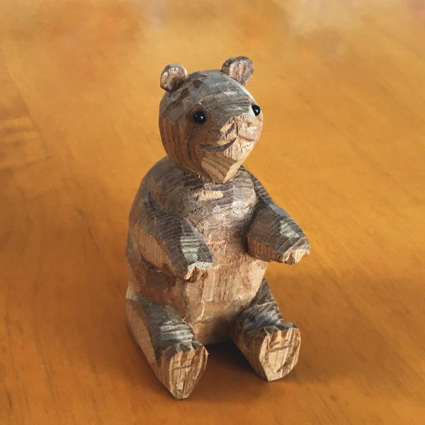 楽天市場】木彫り 熊の置物 槐の木 【０１】 北海道 国産 えんじゅ
