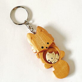 木製 きつね キーホルダー （K011） プチ ギフト プレゼント 北海道 日本製 国産 ウッドクラフト お土産 おみやげ きたきつね キタキツネ かわいい 動物 どうぶつ アニマル 雑貨 グッズ