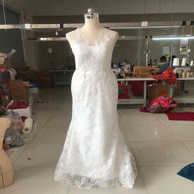 高品質！ウエディングドレス オフホワイト マーメイドライン 3D立体レース刺繍 花嫁/ウェディングドレス/ブライズメイド