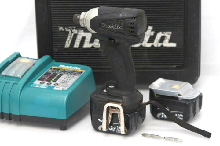 中古品 ]☆ マキタ 14,4V インパクトドライバ ーTD132DRFXB中古 