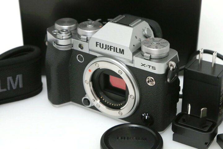 楽天市場】【中古】【美品】富士フイルム FUJIFILM X-T5 ボディ 