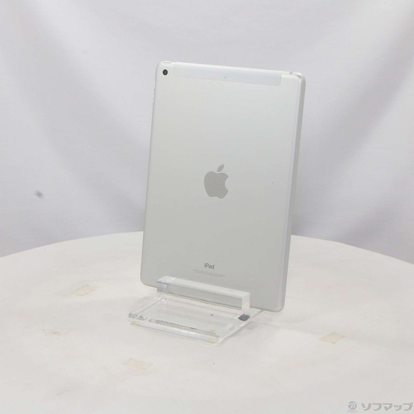 Apple(アップル) iPad 第6世代 32GB シルバー MR6P2J／A docomoロック解除SIMフリー 【377-ud】