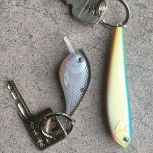 �{���̃��A�[���g�����L�[�z���_�[ Fish keyring �G�� �M�t�g�L�[�z���_�[ �t�@�b�V���� �L�[�P�[�X �v���[���g