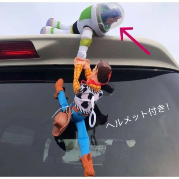 楽天市場 新品 トイストーリー ウッディ バズ 車ぶら下がり人形 ヘルメット付き フィギュア バズ ウッディ 車外装用品 車人形 Akioショップ