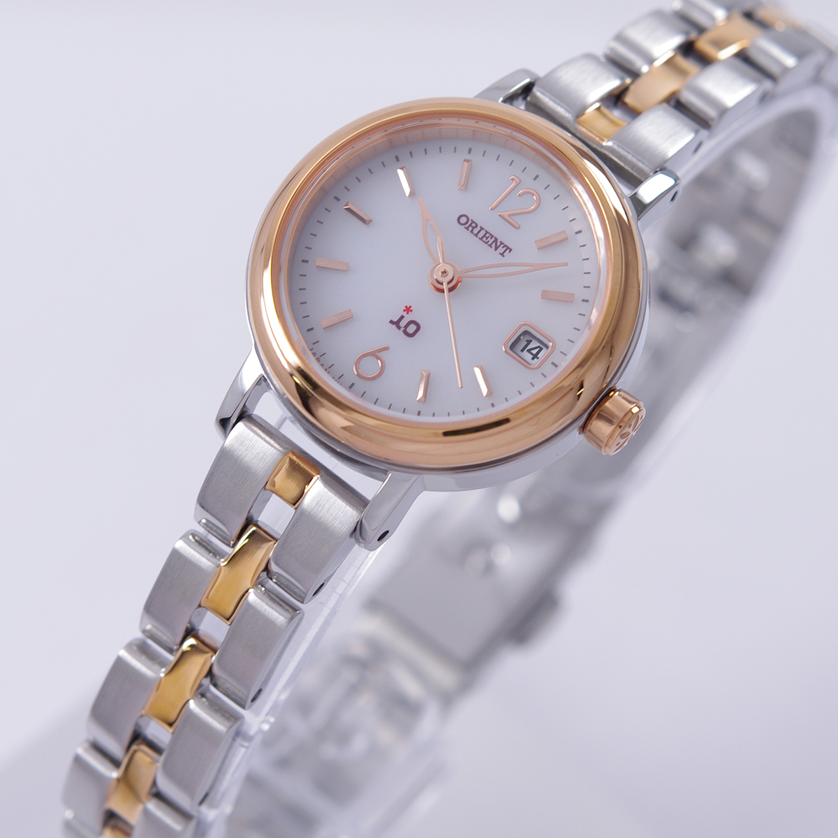 オリエント イオ 腕時計 ORIENT iO Natural&Plain ソーラー SOLAR 日本製 ホワイト文字盤 SWG02002W0 女性用  国内正規品【海外モデル】 | アッキーインターナショナル