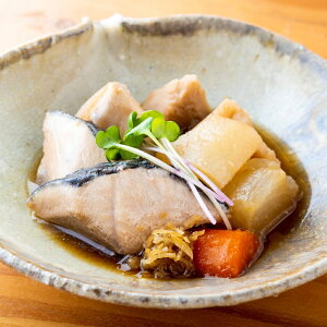 AKOMEYA TOKYO/ y͂񂪂ƂzQYQX}Ɩ؂̎ς(~[Lbg)