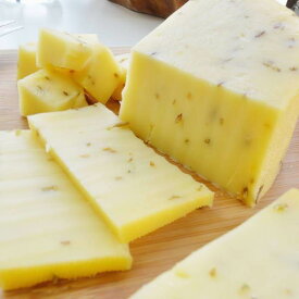 スパイスゴーダチーズ 約190g前後 オランダ産 ゴーダカット ナチュラルチーズ クール便発送 Spice Gouda Cheese チーズ料理