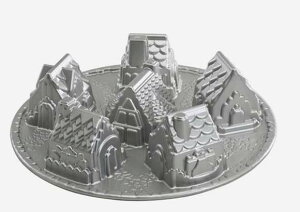 mfBbNEGA v`i rbW p P[L^ Nordic Ware Platinum Cozy Village Baking Pan 81948AMZ