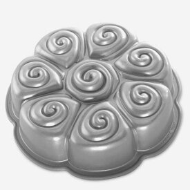 ノルディックウエア シナモン バン フルアパート ケーキ型 メタリック Nordic Ware Cinnamon Bun Pull-Aparts, Metallic 88137