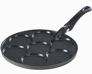 mfBbNEGA pP[LtCp ی^7 tCp Nordic Ware Scandinavian Silver Dollar Pancake Pan 1940