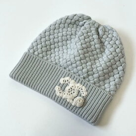 CHANEL　シャネル　ニット帽　ココマーク　カメリア　編み込み　カシミヤ100%　ライトブルー　ホワイト　ビーニー　【中古】　