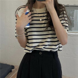 トップス Tシャツ レギュラー丈 5分袖 ラウンドネック ストレート 送料無料 個性的 フリーサイズ 黒 アプリコット かわいい きれいめ シンプル カジュアル おしゃれ かっこいい レトロ こなれ感 モダン 抜け感 ルーズ ラフ ガーリー ボーダー 春 夏 レディース 女性用