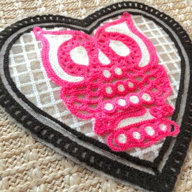 ＊縫い付け専用＊キラキラ アップリケ クラフト ハンドメイド ワッペン バタフライ エスニック リボン 星 スター ヒッピー 手芸用品 ハンドメイド 手作り フクロウ 手芸資材 手芸雑貨 リメイク 小物作り 海外買付 usa 可愛い 子供服 犬服 個性派 ダンス 衣装 フクロウ