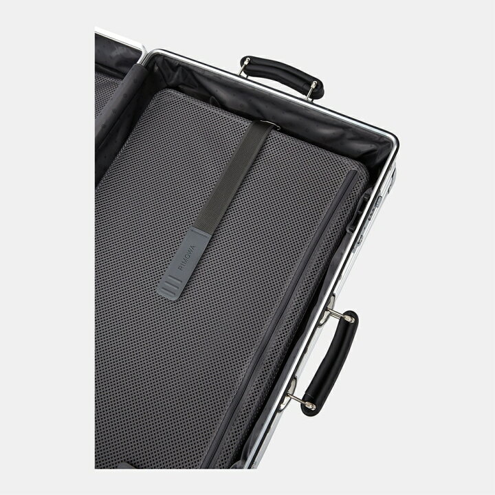 楽天市場】[正規品]送料無料 5年保証付き 2019新作 RIMOWA Classic 