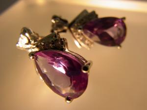 アレキサンドライトCorundum5.3カラット-11x7mmPearピアス【誕生石6月】【即納】10P07Feb16【楽ギフ_包装】【あす楽対応_東北】【あす楽対応_関東】【あす楽対応_甲信越】【あす楽対応_北陸】【あす楽対応_東海】【あす