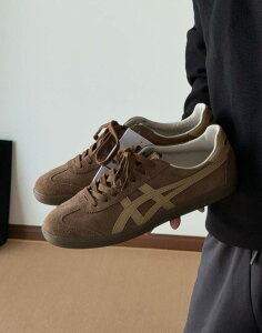 ���{������ Onitsuka Tiger �I�j�c�J�^�C�K�[ Tokuten Beige Brown �g�N�e�� �x�[�W���u���E�� ���j�Z�b�N�X�X�j�[�J�[ 1183C562-200