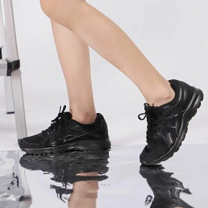 ���{������ Asics �A�V�b�N�X �W���O 100 �G�X �u���b�N 2E ���C�h ���L �X�j�[�J�[ Jog 100 S Black 1201A325-001