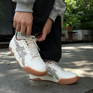 { AVbNX Q cCXg x[WuE 1203A645-200 asics gel twist beige jp Xj[J[