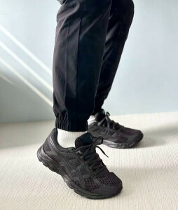 { ASICS AVbNX Q Reh ubN Xj[J[ ^C Gel-Contend 4 Black T8D4Q-020