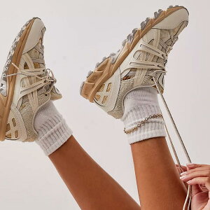 ���{������ Asics �A�V�b�N�X �Q�� �\�m�} �N���[�� Gel-Sonoma 15-50 Cream Oatmeal ���f�B�[�X�X�j�[�J�[ 1201A818-100