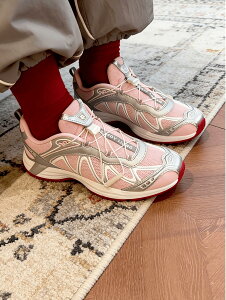 ���{������ The Sandy Liang x Salomon �T������ XT-Whispe �s���A�[�s���N �R���{���[�V���� LI8445