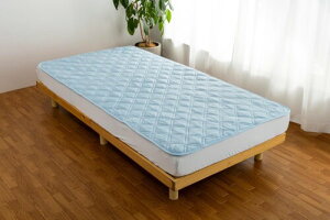 吸水速乾 敷きパッド 夏用 Q-max値0.3以上 ( 中わたには帝人マイティトップ使用 ) 裏側滑り止め加工で面倒な着脱なし 雑菌の抑制 防臭 防ダニ ベッドパッド 冷感 敷パット ひんやり敷パッ