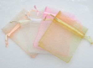 Hymyily 100 個(5色ミックス) オーガンジー 巾着袋 ラッピング 袋 透明メッシュのギフト用収納袋 小物類 収納 多用途収納袋 さまざまな小物を収納 (7cmx9cm)